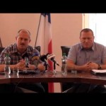 Marian Kotleba na tlačovej besede o zvolenskej nemocnici