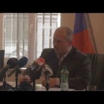 Predseda BBSK Marian Kotleba na tlačovej besede o deinštitucionalizácii Domovov sociálnych služieb a ku kontrole na Úrade BBSK